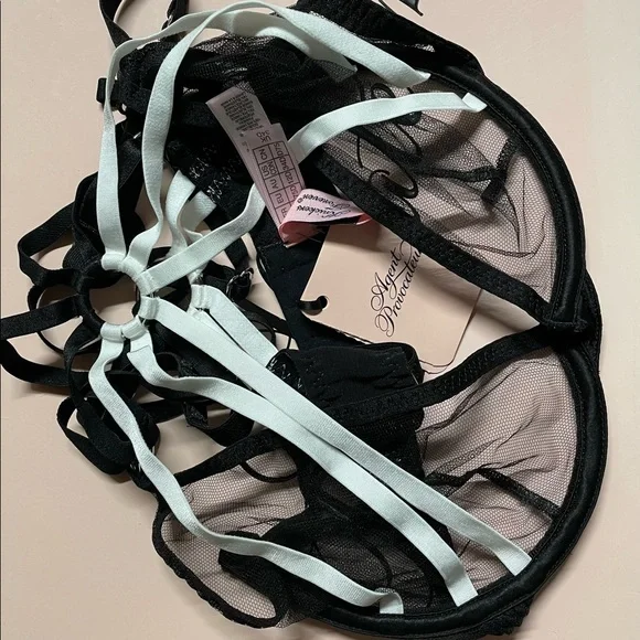 Agent Provocateur CARISSA Bra NWT Black/White